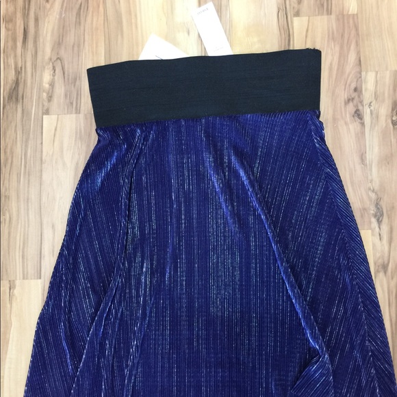 NWT BCBGeneration Midnight Blue Sassy 💁‍♀️ Skirt - Picture 3 of 5